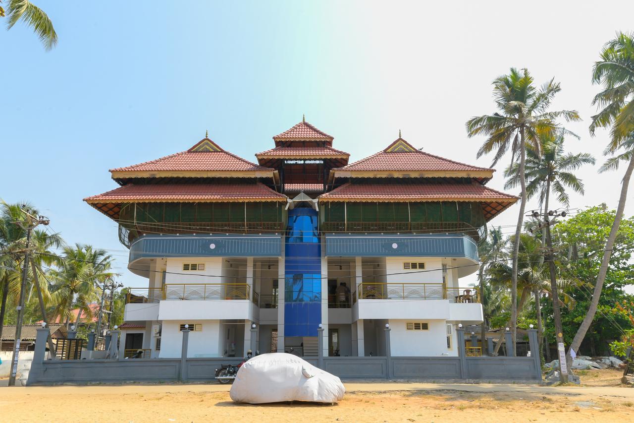 Oyo 11891 Amare Beach Resorts Alappuzha Esterno foto
