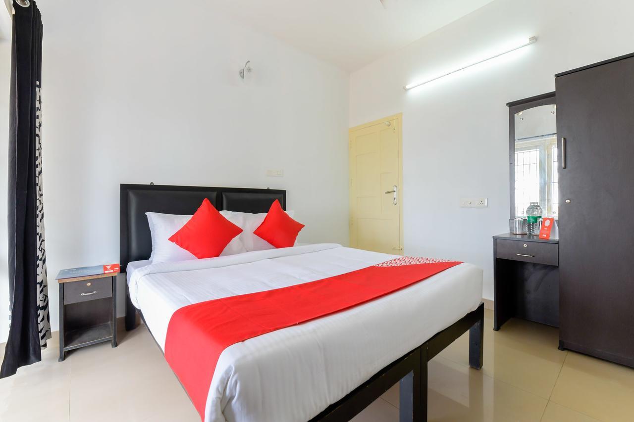 Oyo 11891 Amare Beach Resorts Alappuzha Esterno foto